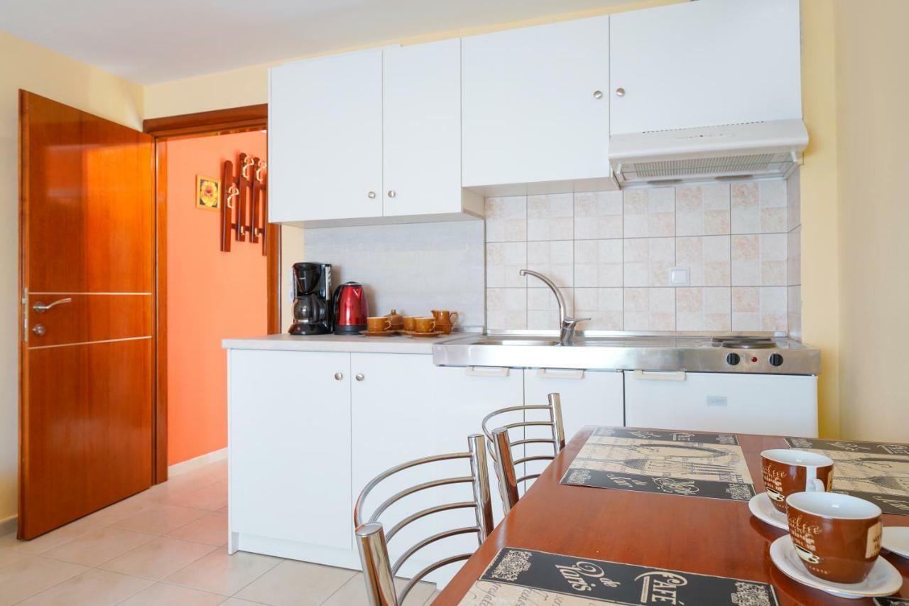 Skála Marión Thomas Apartments מראה חיצוני תמונה